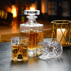 Amisglass Whiskey Karaffe Mit 2 Gläsern, Whiskey Set, 3-teilig, Whisky Dekanter 700ml Und Whisky Gläser 300ml 2 Stück, Kristallgläser & Longdrinkgläser -Qualitätsladen Für Geschirr 094239d0ac94b0459afd30e680d29775