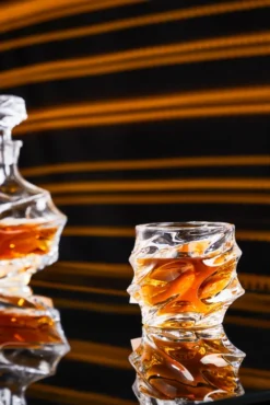 Echos Whiskyset | Whiskygläser | 7-Teiliges Whiskeyset | Geschenkset 27 Echos Whiskyset | Whiskygläser | 7-Teiliges Whiskeyset | Geschenkset -Qualitätsladen Für Geschirr 0b313f9c67ba04d750e27c7ff03f1cb2