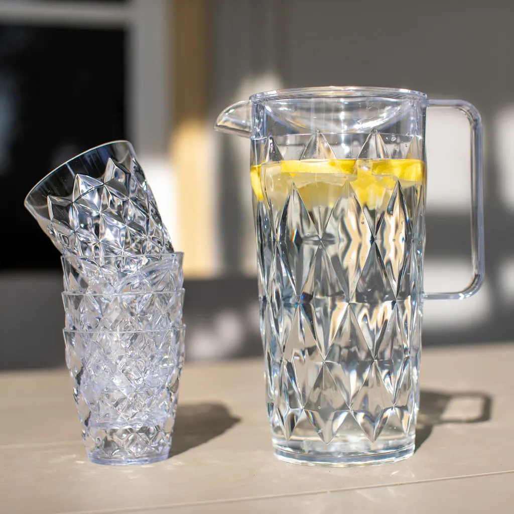 Koziol - Kristallkaraffe 1,6 Liter Mit 4 Tassen à 250 Ml 5 Koziol - Kristallkaraffe 1,6 Liter Mit 4 Tassen à 250 Ml – Bild 5