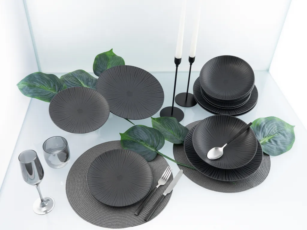 CreaTable 23211 Tafelservice Elements Collection Vesuvio Black Für 4 Personen, Steinzeug, Schwarz/grau (1 Set, 12-teilig) 1 CreaTable 23211 Tafelservice Elements Collection Vesuvio Black Für 4 Personen, Steinzeug, Schwarz/grau (1 Set, 12-teilig)