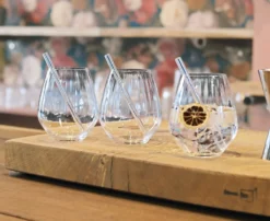 Nachtmann Tastes Good Vorteilsset 4 Gin Tonic Gläser + 4 Glastrinkhalme + Reinigungsbürste 15 Nachtmann Tastes Good Vorteilsset 4 Gin Tonic Gläser + 4 Glastrinkhalme + Reinigungsbürste -Qualitätsladen Für Geschirr 81c4ab06a0b17f1c41ee75799124286c