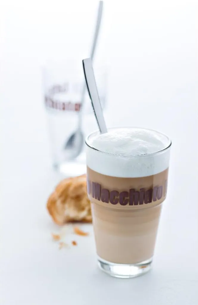 Leonardo Latte Macchiatto Becher 'Solo LM' Mit Löffel, 400ml, Ø 8,5 X 14,7cm (4er Set) 9 Leonardo Latte Macchiatto Becher 'Solo LM' Mit Löffel, 400ml, Ø 8,5 X 14,7cm (4er Set) – Bild 9