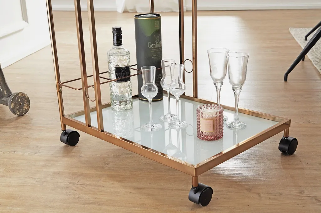 WOHNLING Design Servierwagen Gold 67x80x45 Cm | Mobiler Beistelltisch | Speisewagen Mit Glasplatte | Küchenwagen Milchglas | Teewagen | Mini Bar Auf Rollen 5 WOHNLING Design Servierwagen Gold 67x80x45 Cm | Mobiler Beistelltisch | Speisewagen Mit Glasplatte | Küchenwagen Milchglas | Teewagen | Mini Bar Auf Rollen – Bild 5