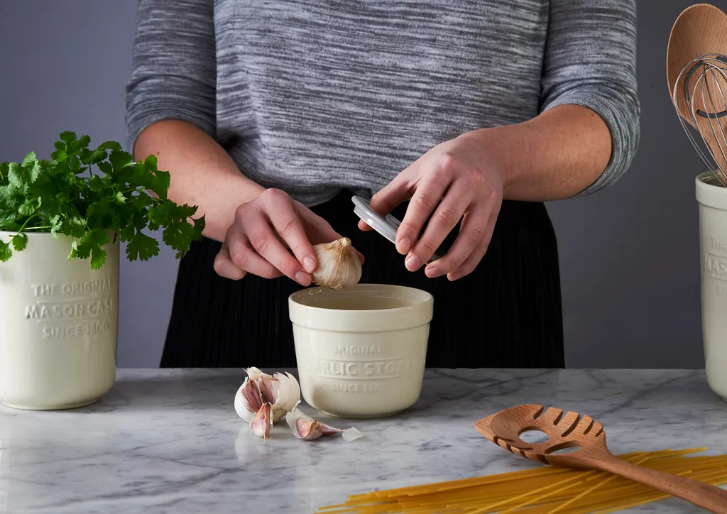 Mason Cash Knoflook Rasp + Kom Innovative Kitchen 5 Mason Cash Knoflook Rasp + Kom Innovative Kitchen – Bild 5