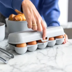 Koziol - Eggs To Go Eierkarton 27 Koziol - Eggs To Go Eierkarton -Qualitätsladen Für Geschirr e1112ba5e3cd1a43c19da4957ddc3443